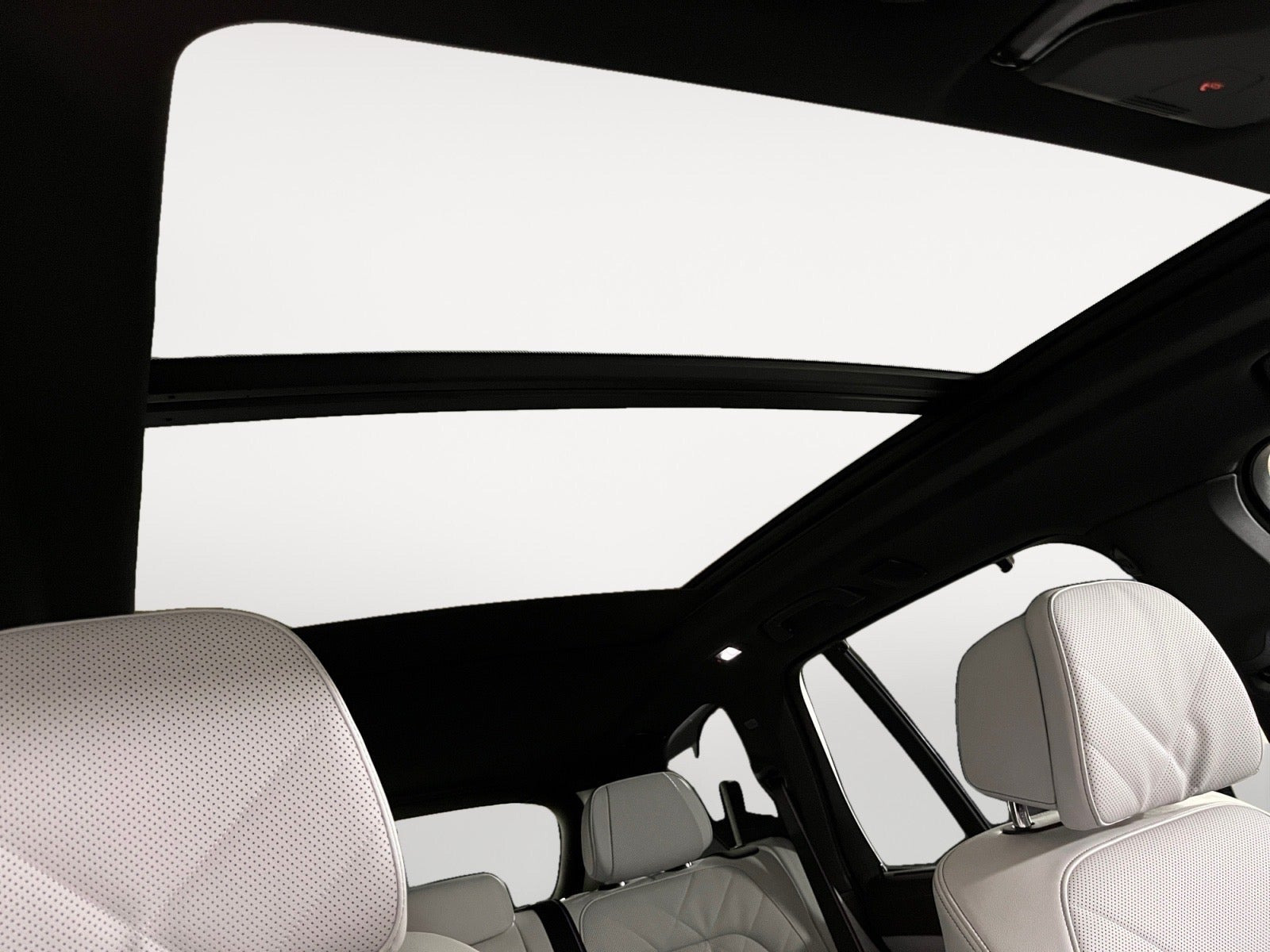 Sort BMW X5 fra 2025