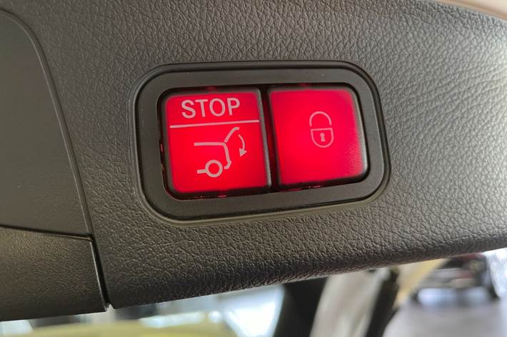 Hvid Mercedes EQA250+ fra 2026