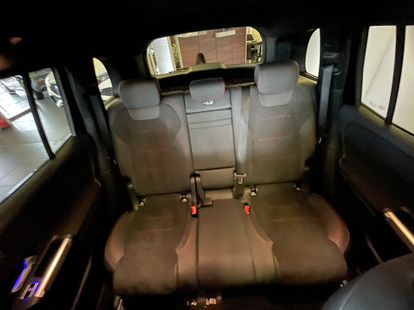 Sort Mercedes EQB250+ fra 2026