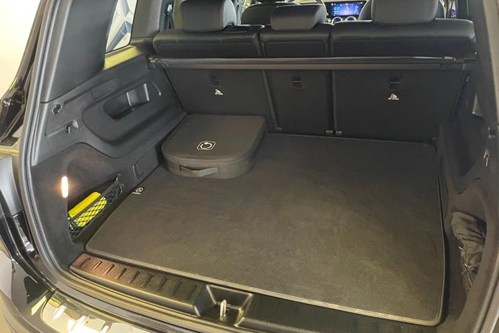 Sort Mercedes EQB250+ fra 2026