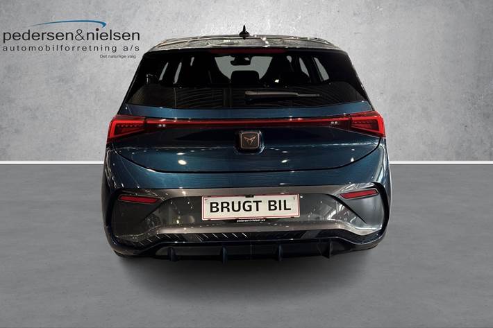 Blå Cupra Born fra 2021