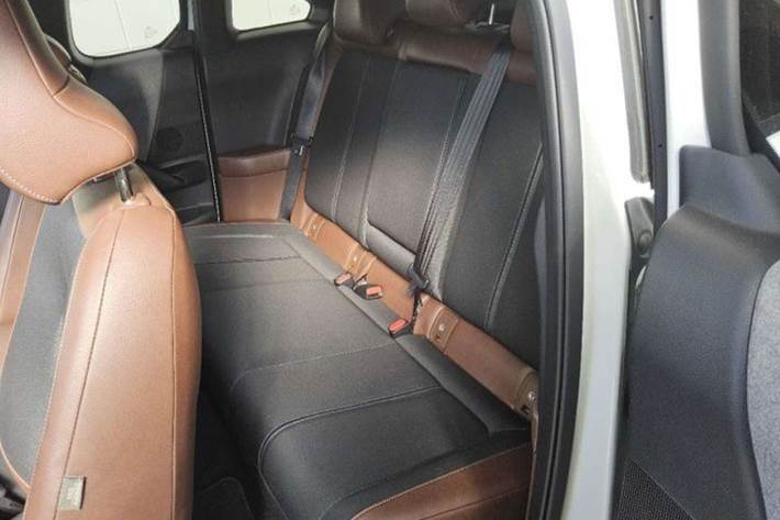 Hvid Mazda MX-30 fra 2023