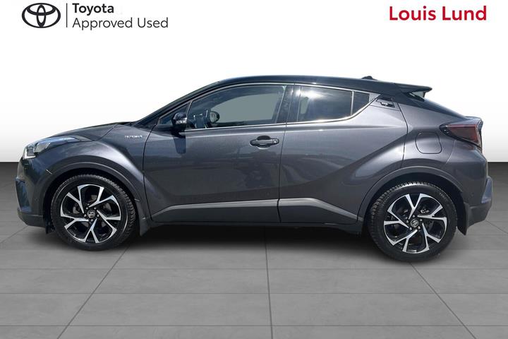 Grå Toyota C-HR fra 2019