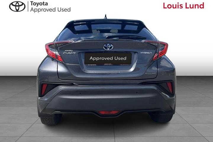 Grå Toyota C-HR fra 2019