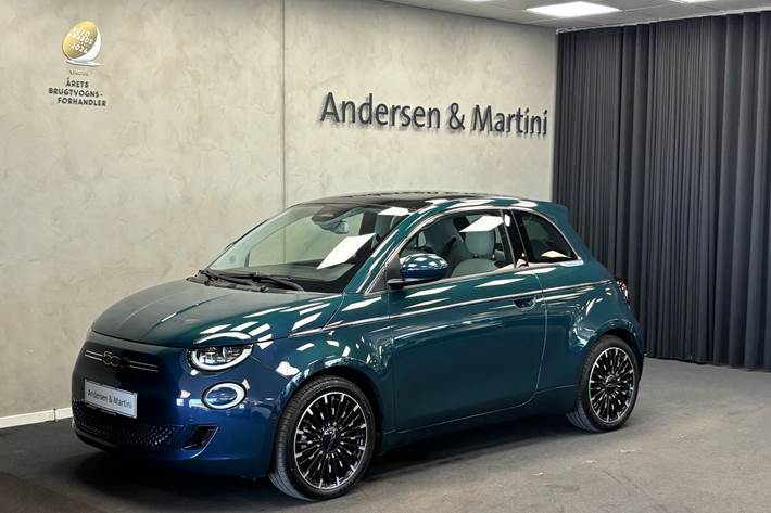 Grøn Fiat 500e fra 2023