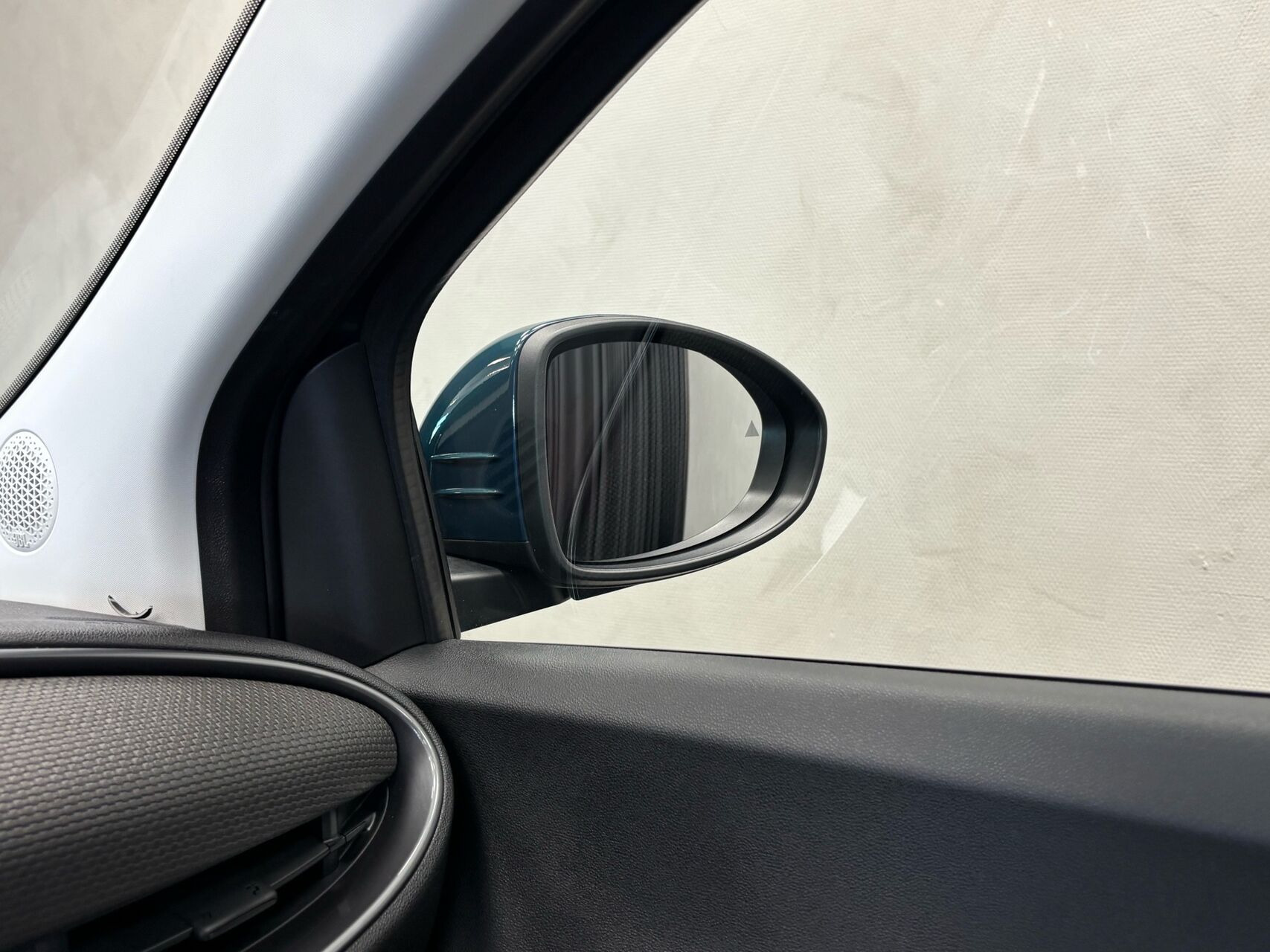 Grøn Fiat 500e fra 2023
