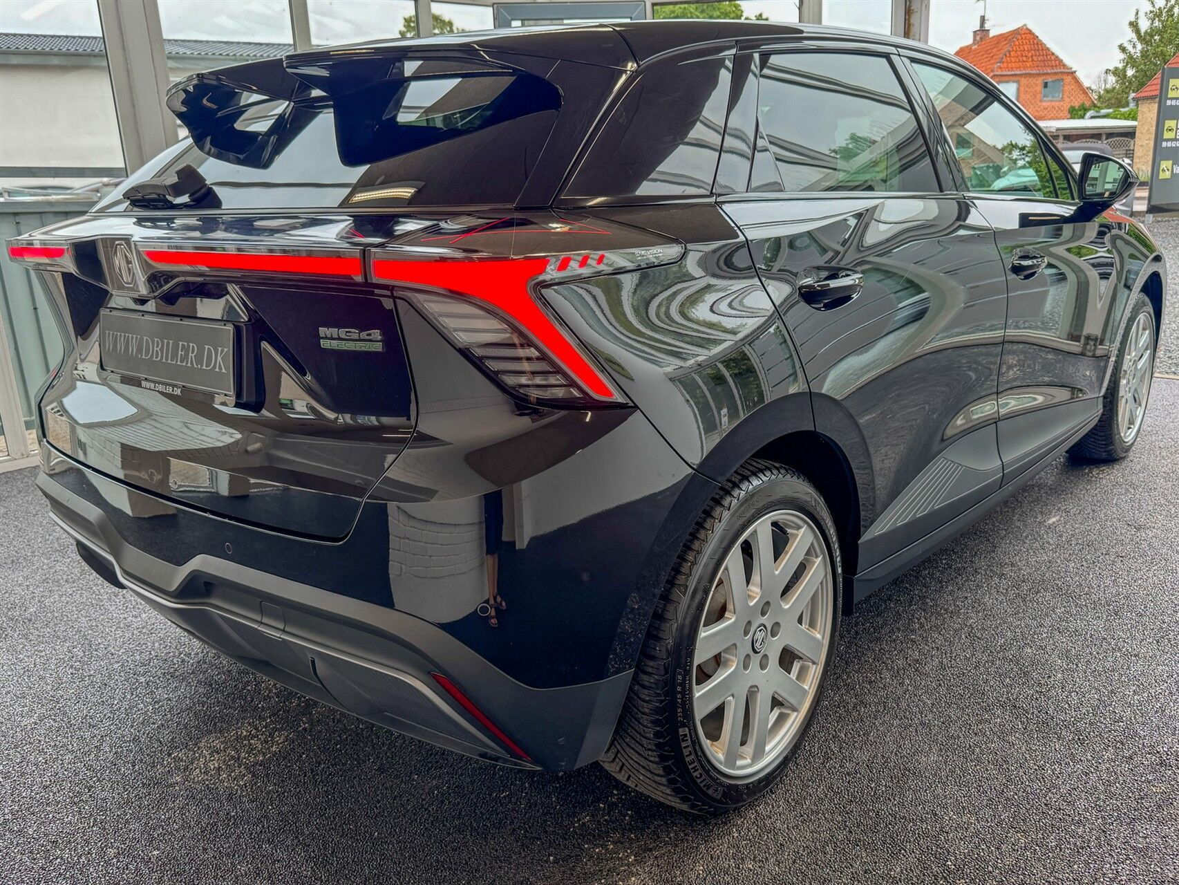 Sort MG MG4 Electric fra 2025