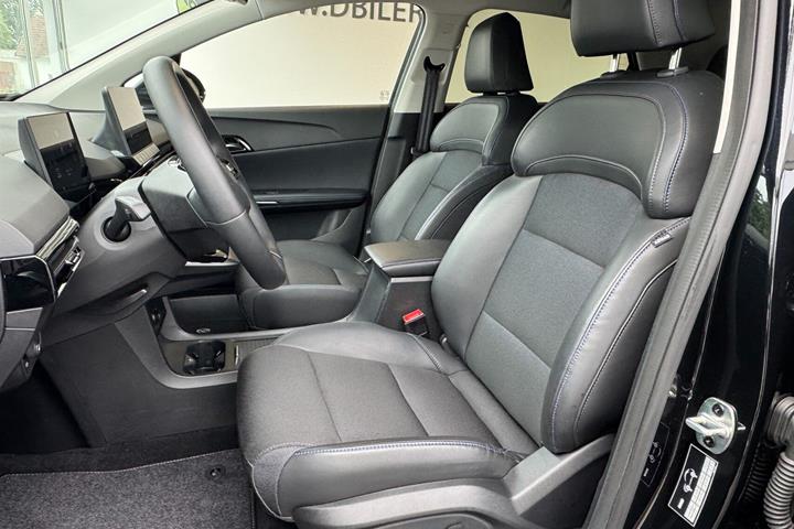 Sort MG MG4 Electric fra 2025