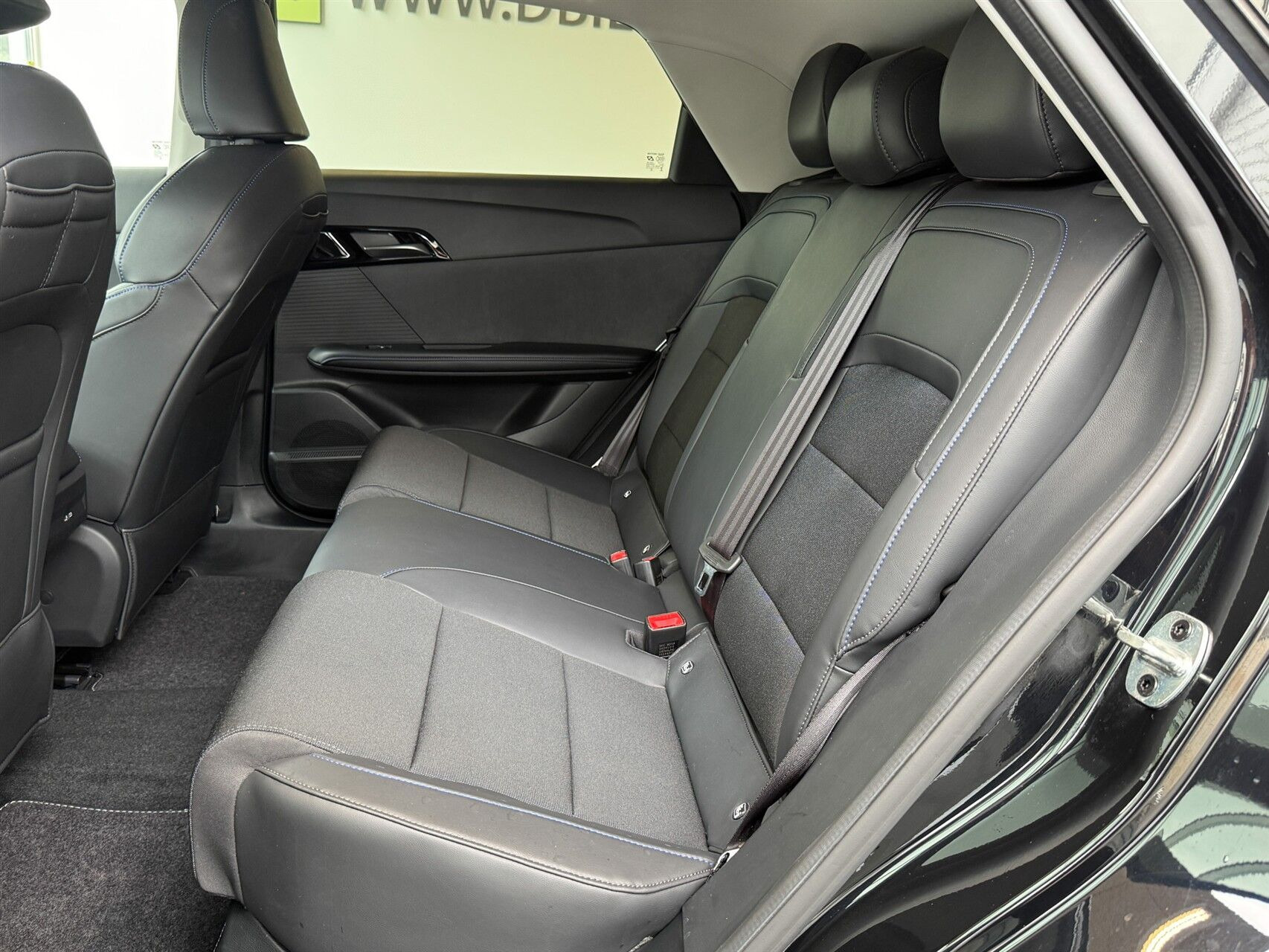 Sort MG MG4 Electric fra 2025