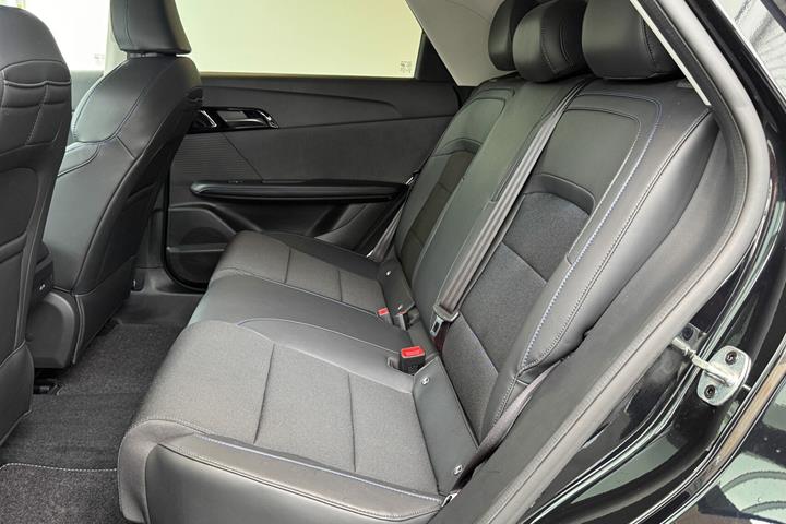 Sort MG MG4 Electric fra 2025