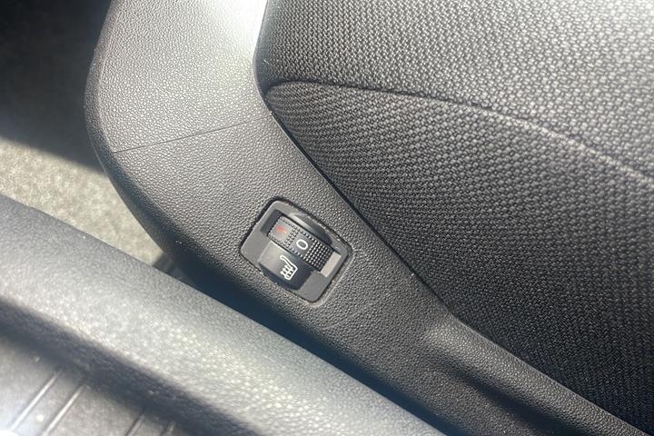 Grå Citroën Grand C4 SpaceTourer fra 2021