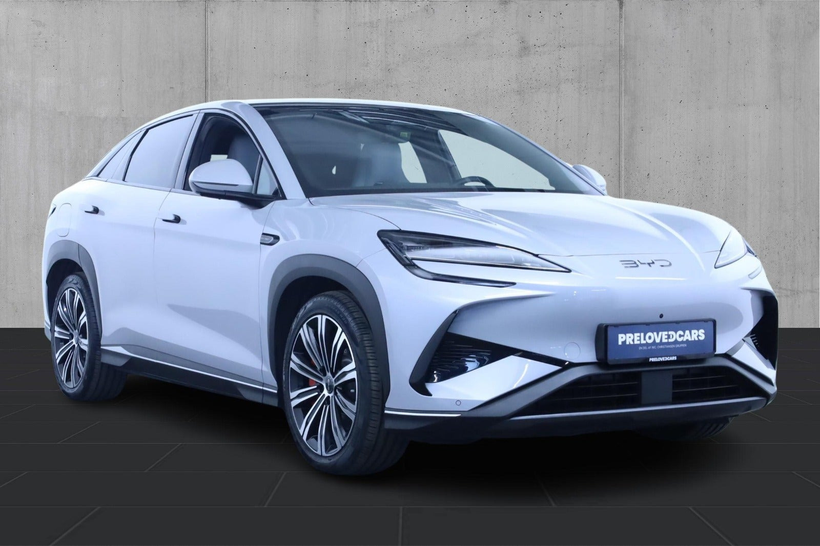 Grå BYD Sealion 7 fra 2024