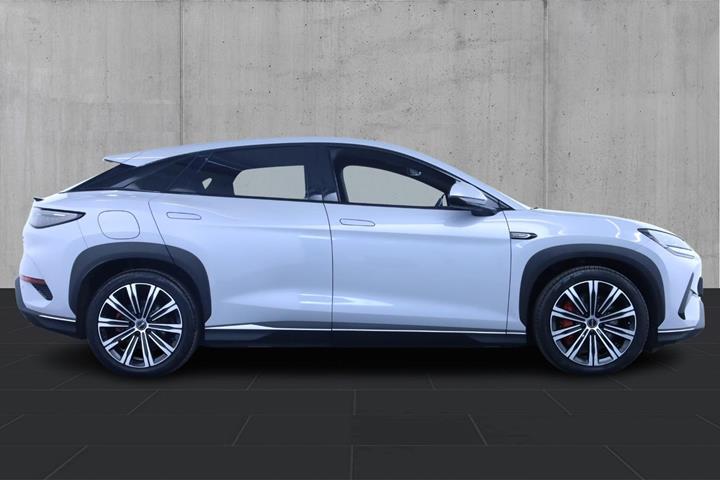 Grå BYD Sealion 7 fra 2024