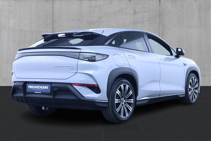 Grå BYD Sealion 7 fra 2024