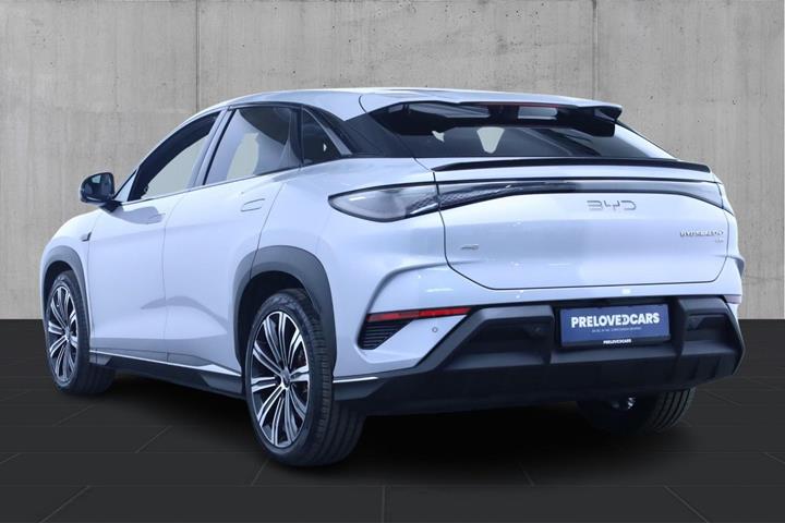 Grå BYD Sealion 7 fra 2024