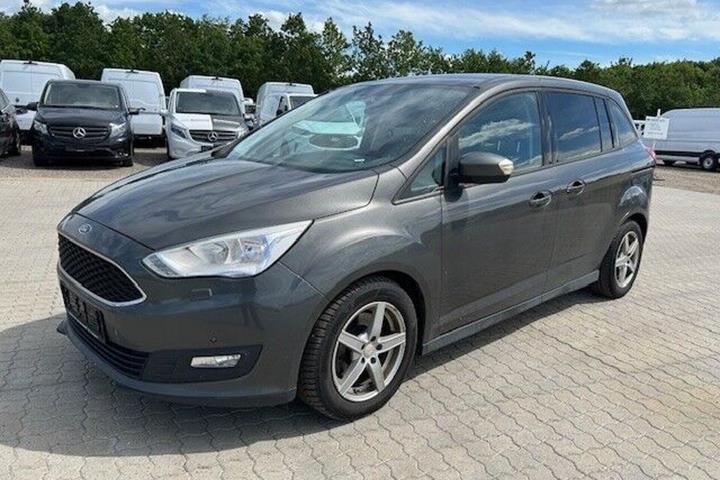 Grå Ford Grand C-Max fra 2017 set udefra