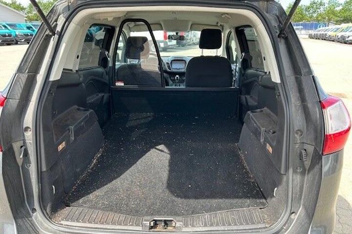 Grå Ford Grand C-Max fra 2017