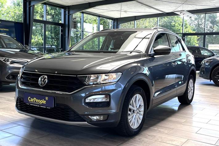 Grå VW T-Roc fra 2018