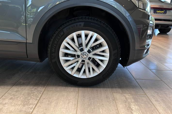 Grå VW T-Roc fra 2018