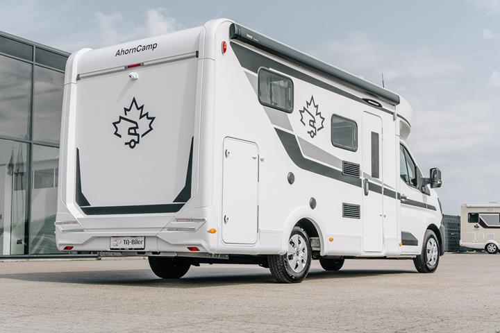 Hvid Ahorn Camp T690 fra 2026 set udefra