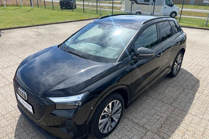 Sort Audi Q4 e-tron fra 2024