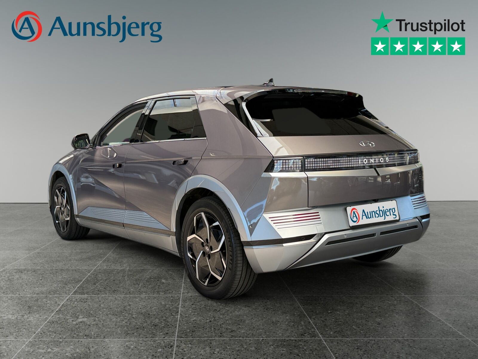 Grå Hyundai Ioniq 5 fra 2022