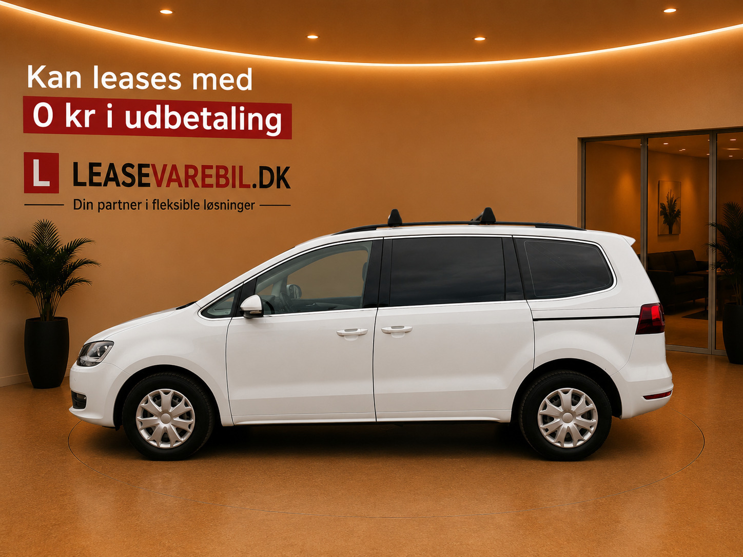 Hvid VW Sharan fra 2020
