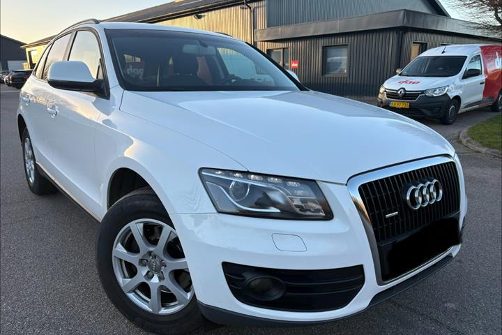 undefined Audi Q5 fra 2010 set udefra