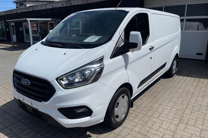 Hvid Ford Transit Custom 320 L2 fra 2018 set udefra