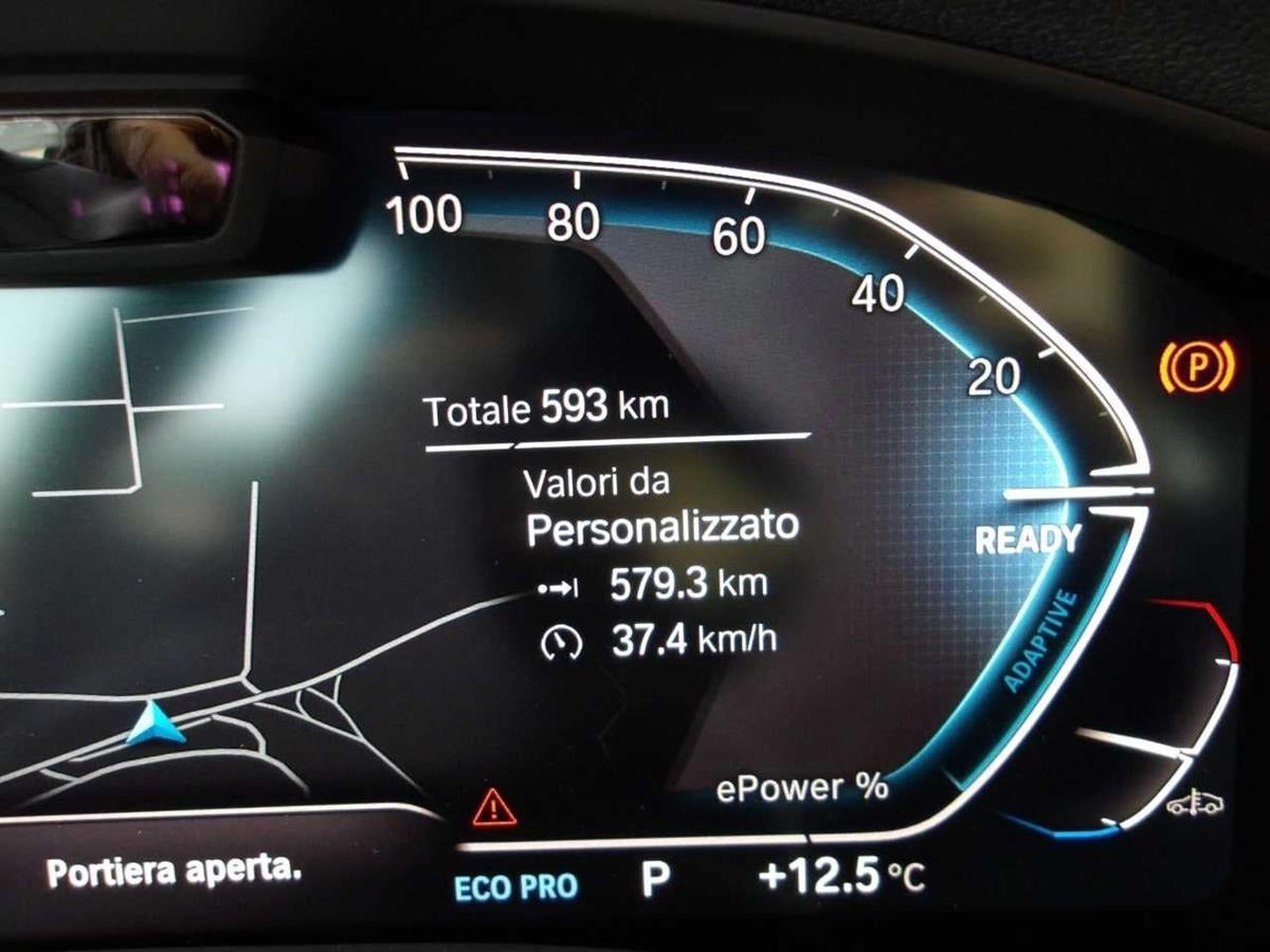 Hvid BMW iX3 fra 2023