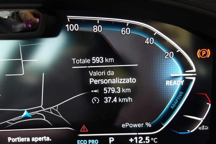 Hvid BMW iX3 fra 2023