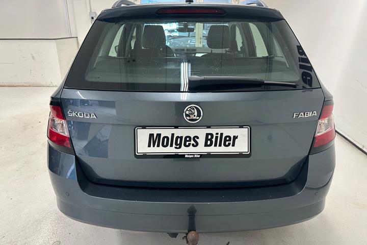 Sølv Skoda Fabia fra 2017