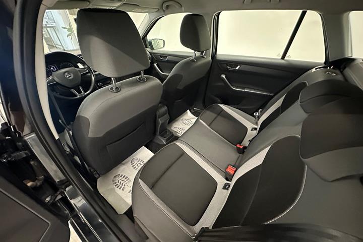 Sølv Skoda Fabia fra 2017
