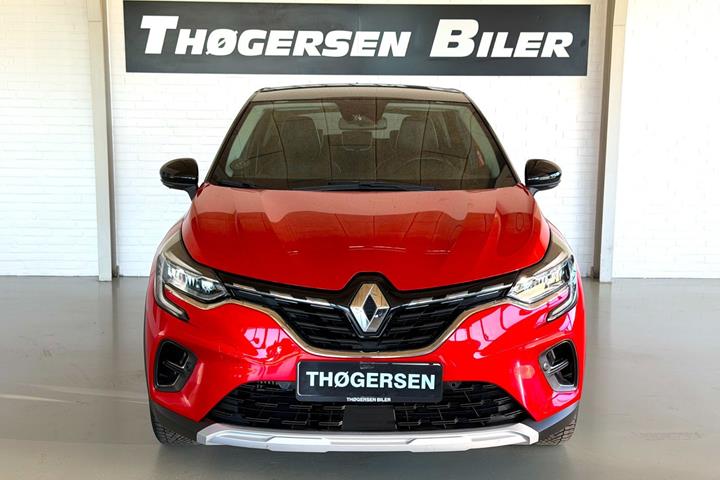Rød Renault Captur fra 2022