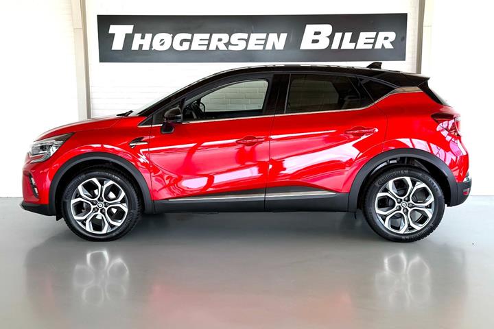 Rød Renault Captur fra 2022