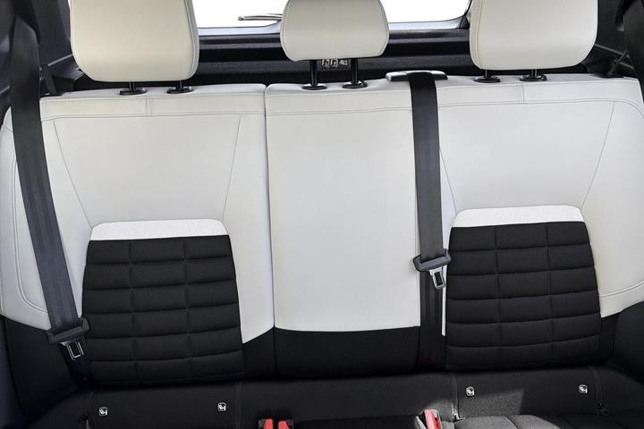 Grå Citroën e-C3 Aircross fra 2025