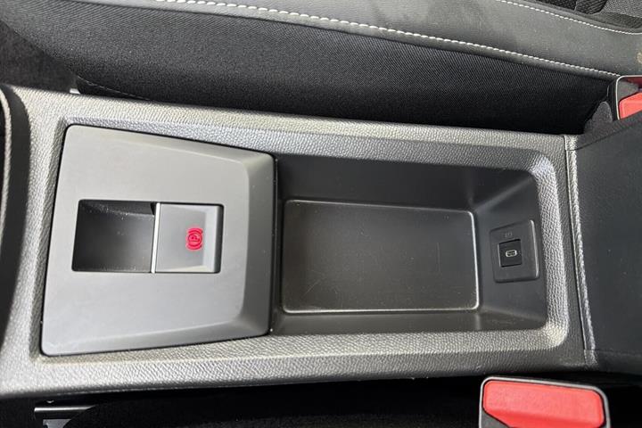 Grå Citroën e-C3 Aircross fra 2025