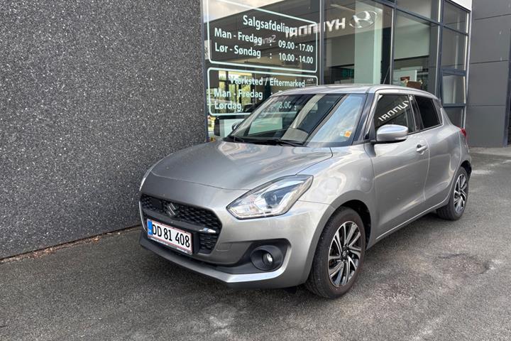 Sort Suzuki Swift fra 2020 set udefra