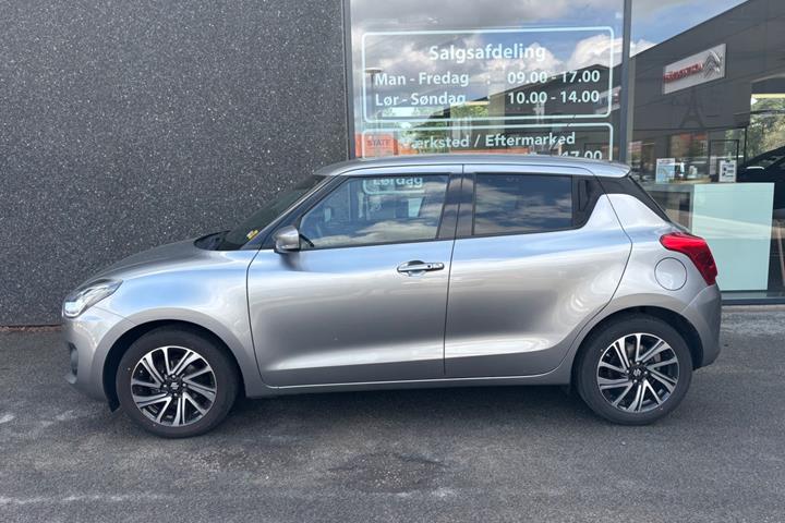 Sort Suzuki Swift fra 2020