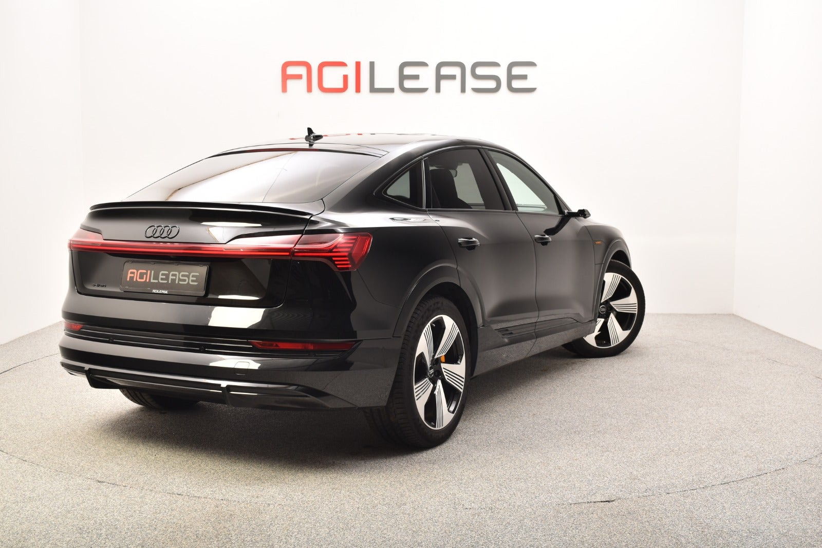 Sort Audi e-tron fra 2020