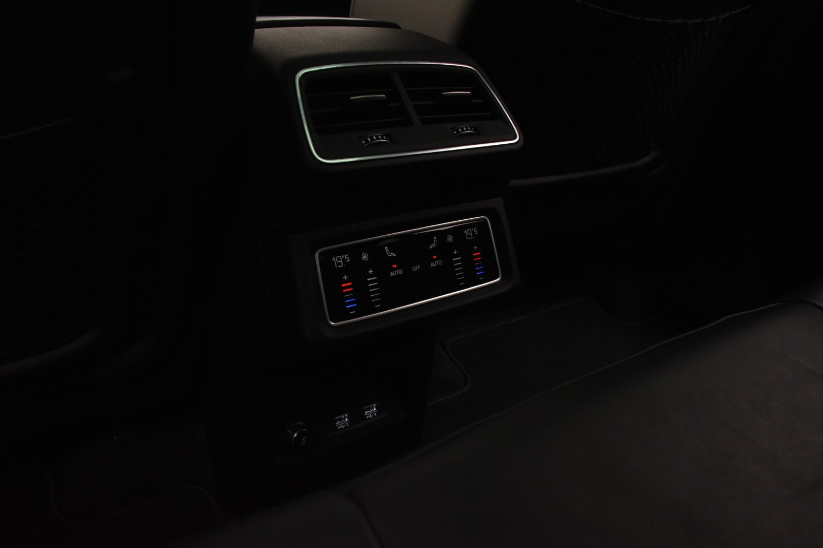 Sort Audi e-tron fra 2020