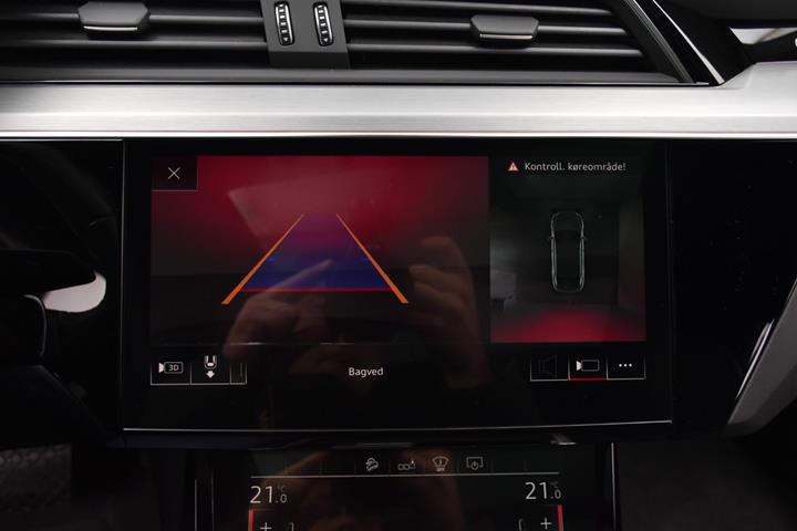 Sort Audi e-tron fra 2020