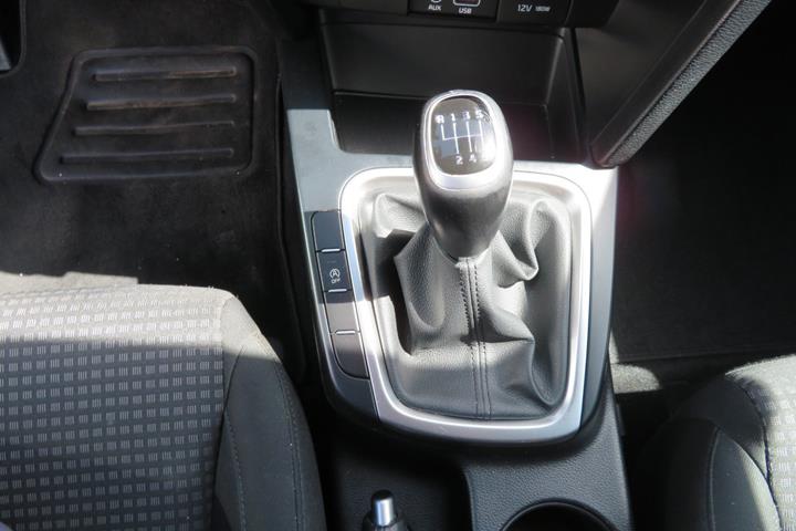 Sølv Kia Ceed fra 2019