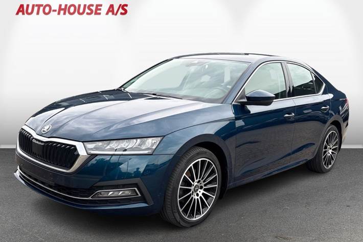 Blå Skoda Octavia fra 2021