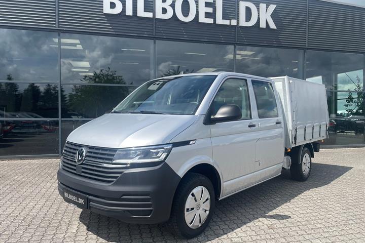 Sølv VW Transporter fra 2024