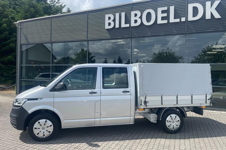 Sølv VW Transporter fra 2024