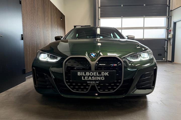 Grøn BMW i4 fra 2024