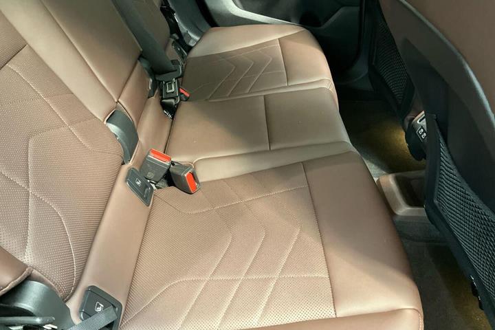 Sort BMW iX1 fra 2024