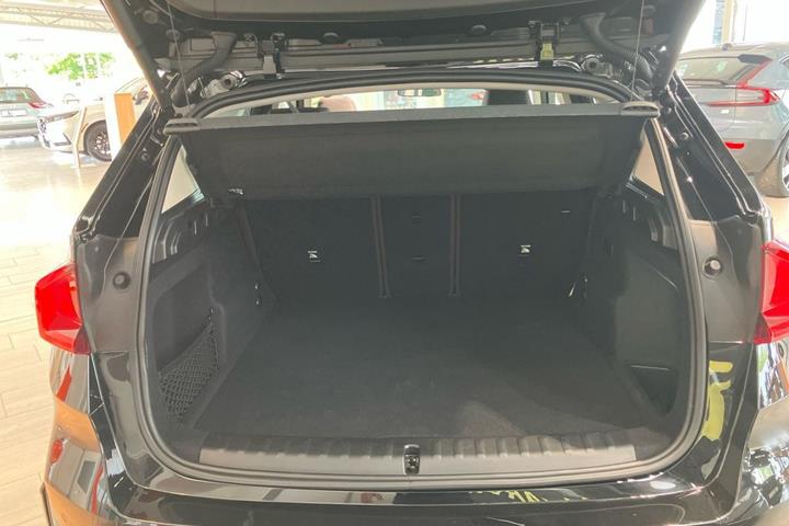 Sort BMW iX1 fra 2024