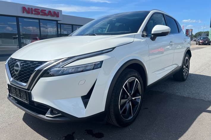 Hvid Nissan Qashqai fra 2022